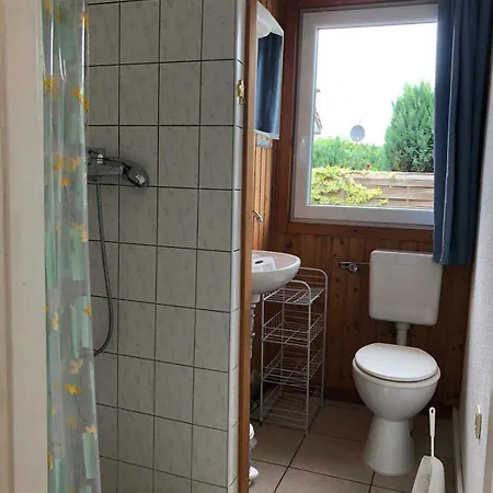 펜션 Gruene Wiese 76 그랄뮈리츠